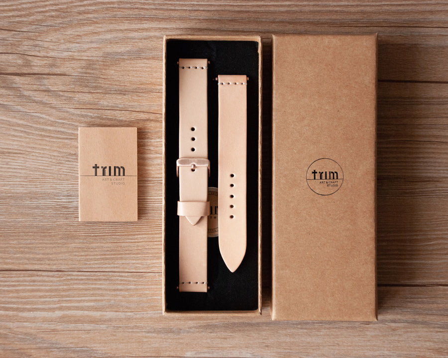 TRIM Natural Apple Watch band, hand-stitched seam detail