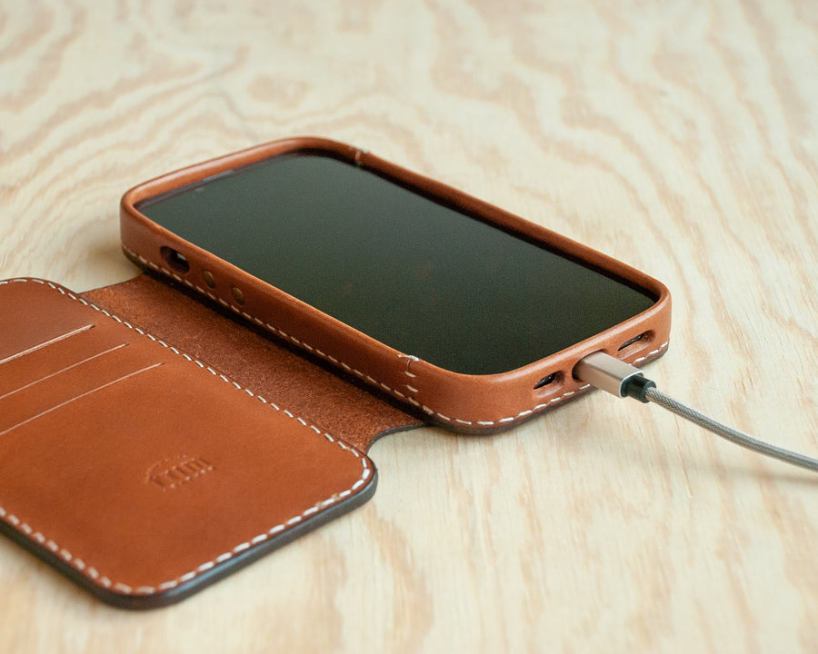 Saddle oil-waxed leather iPhone wallet case by TRIM