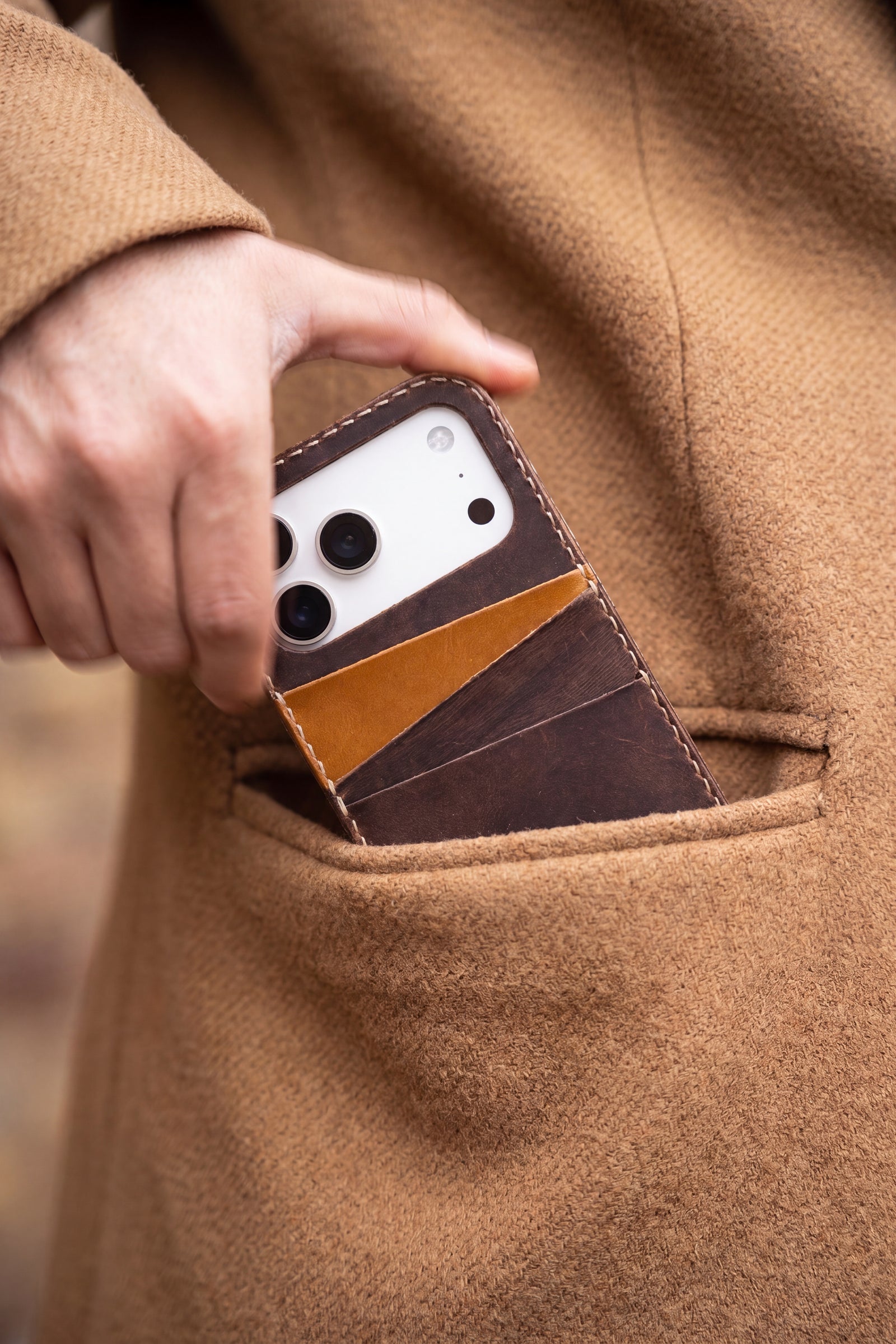 Handmade Leather iPhone Card Case · Walnut & Honey